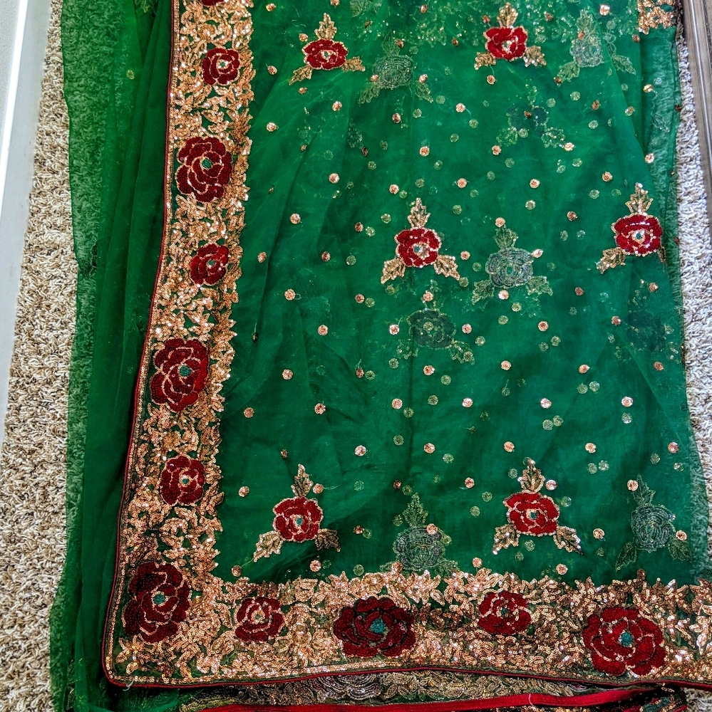 Saree
